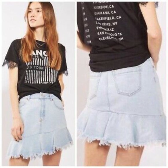 Topshop Dresses & Skirts - Denim Ruffle Fray Asymmetrical Hem Skirt Sz 2 NEW
